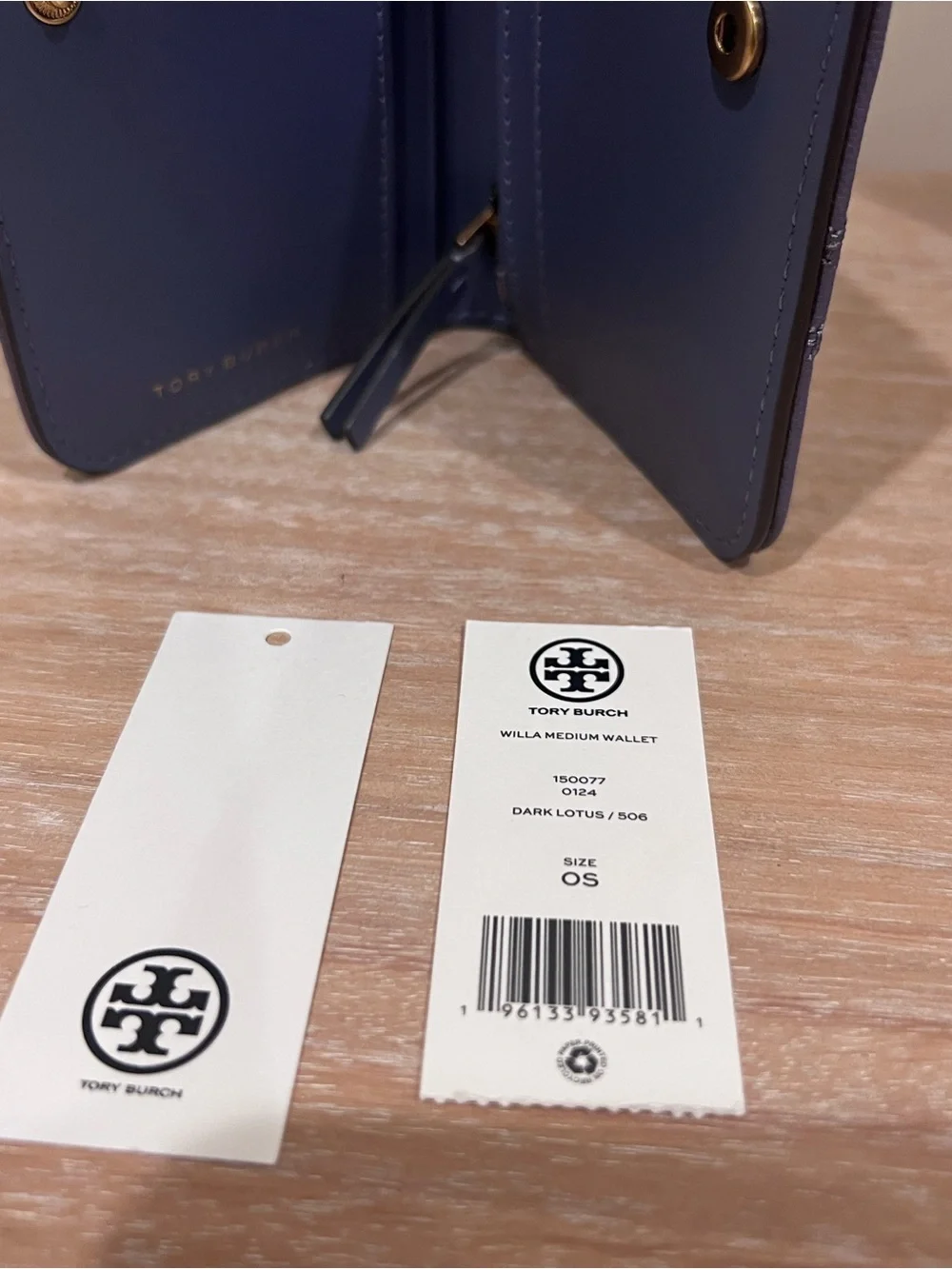 NWT Tory Burch Willa Medium Wallet Dark Lotus